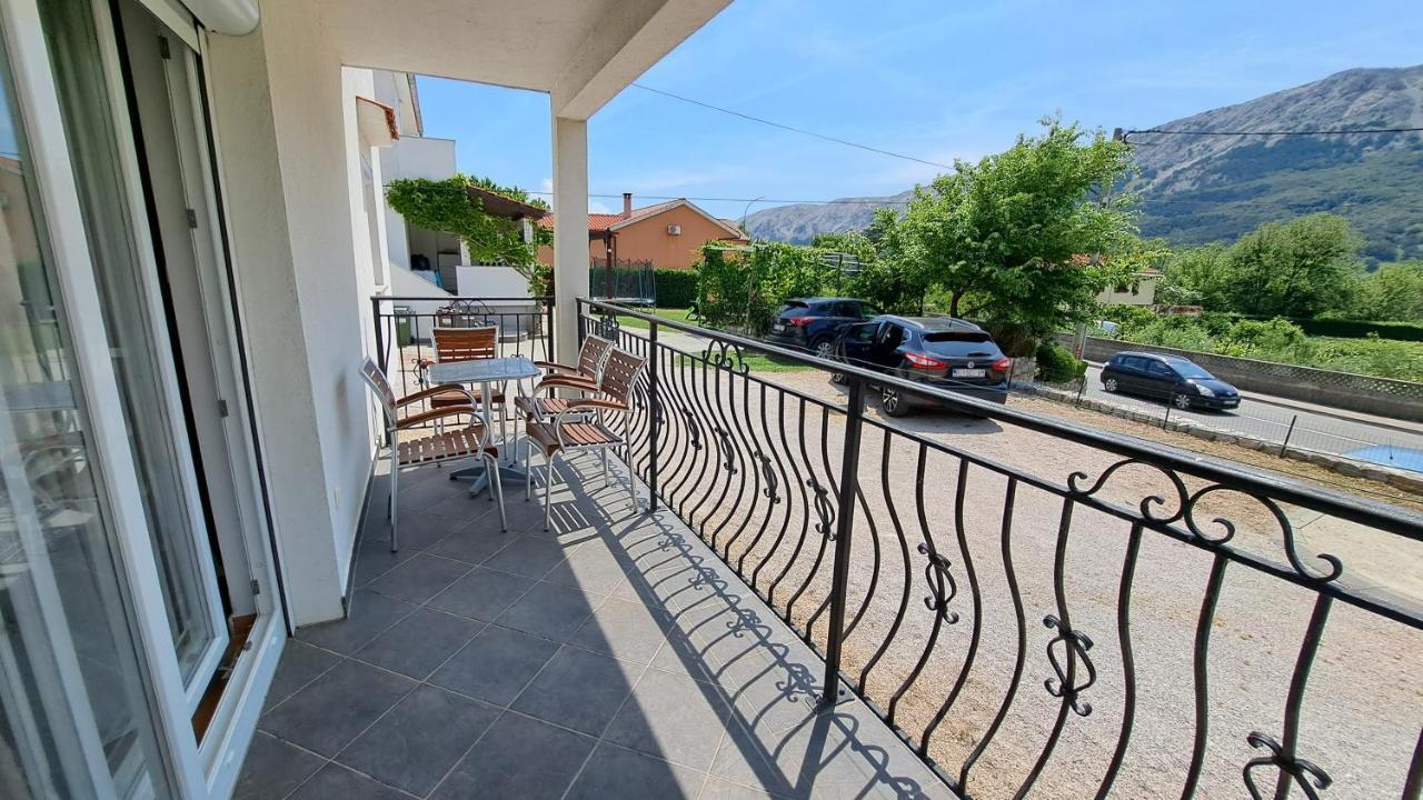 Cozy Apartments Baska Exterior photo