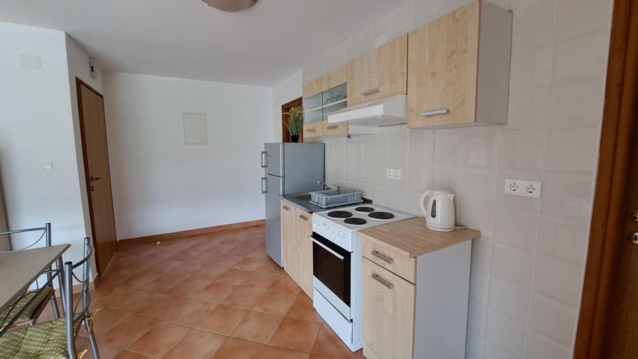 Cozy Apartments Baska Exterior photo