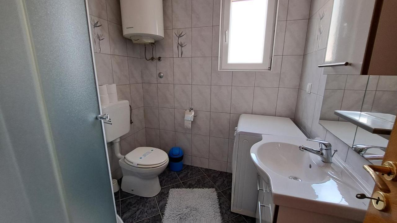 Cozy Apartments Baska Exterior photo
