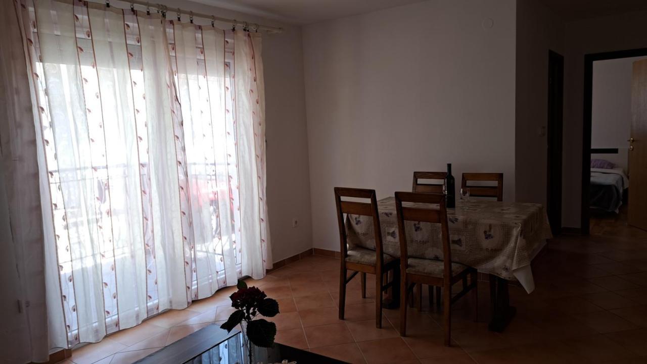 Cozy Apartments Baska Exterior photo