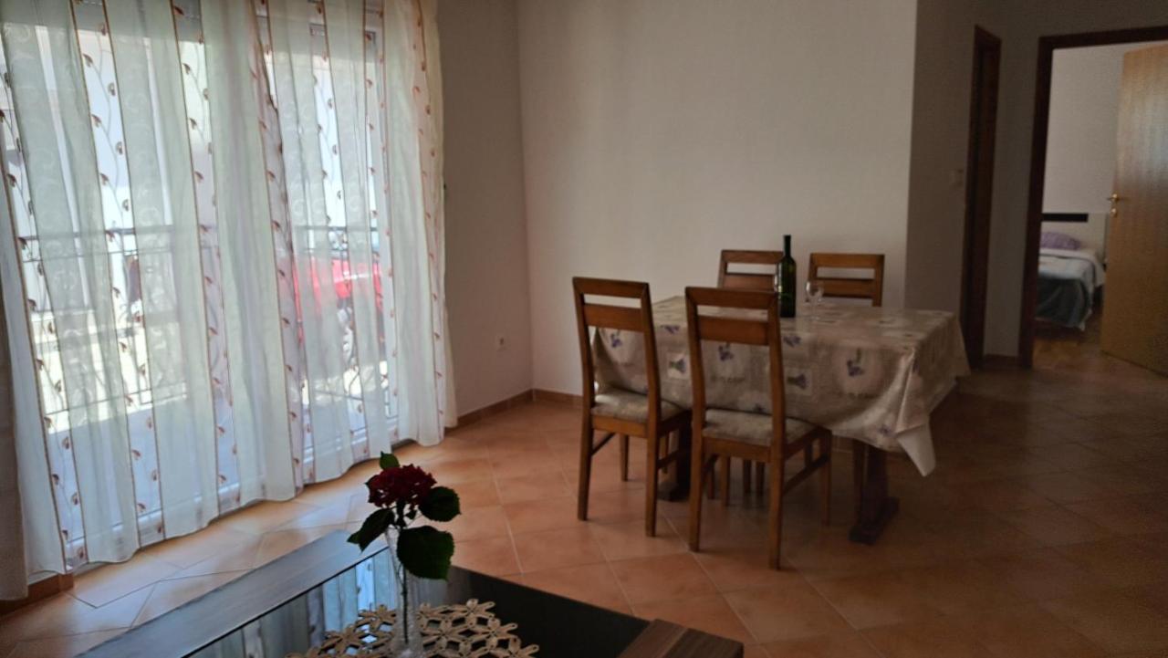 Cozy Apartments Baska Exterior photo