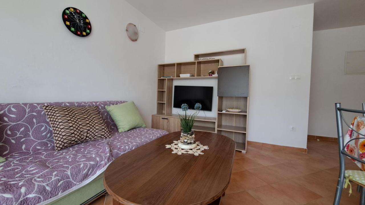 Cozy Apartments Baska Exterior photo