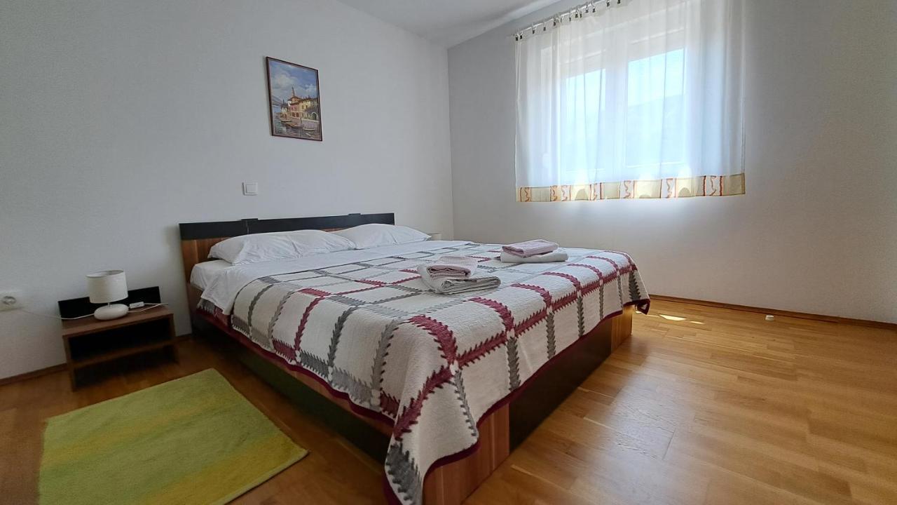 Cozy Apartments Baska Exterior photo