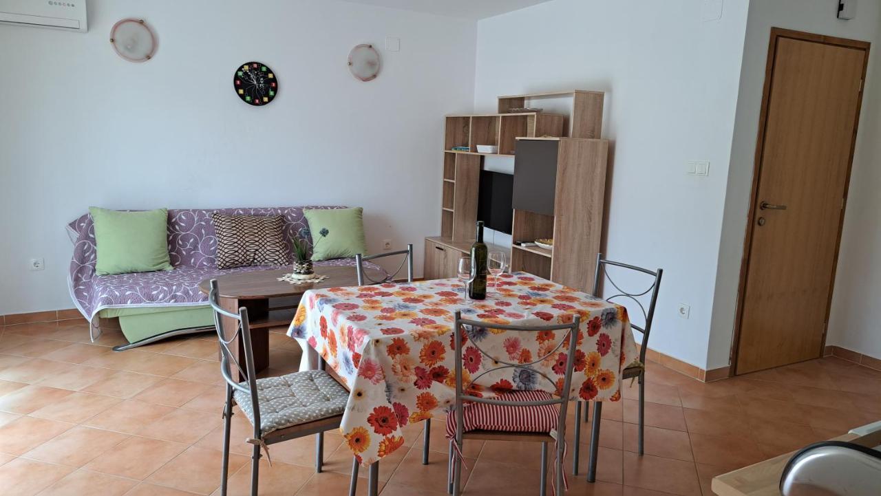 Cozy Apartments Baska Exterior photo