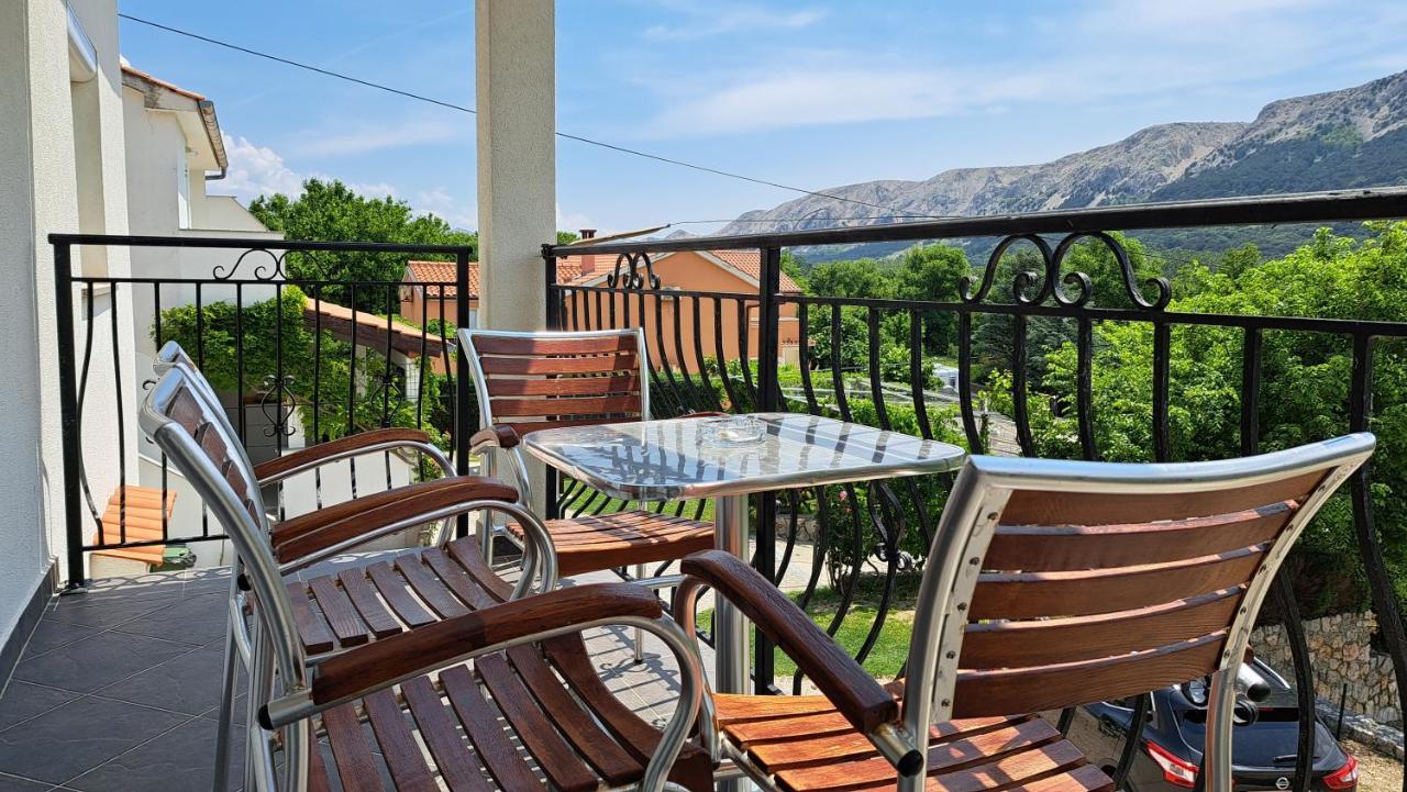 Cozy Apartments Baska Exterior photo