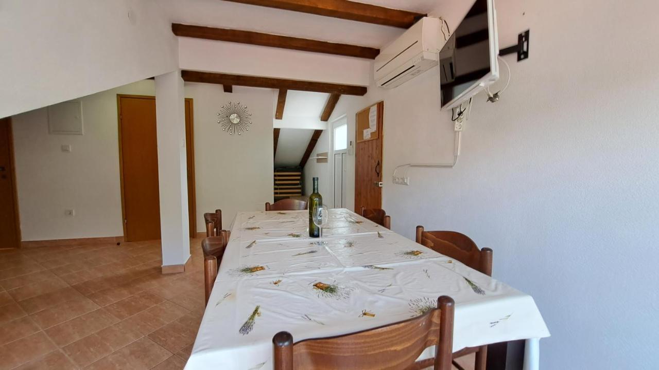 Cozy Apartments Baska Exterior photo