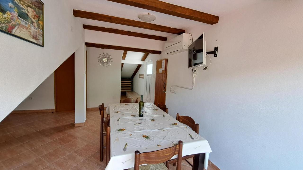 Cozy Apartments Baska Exterior photo